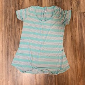 LuLaRoe classic T